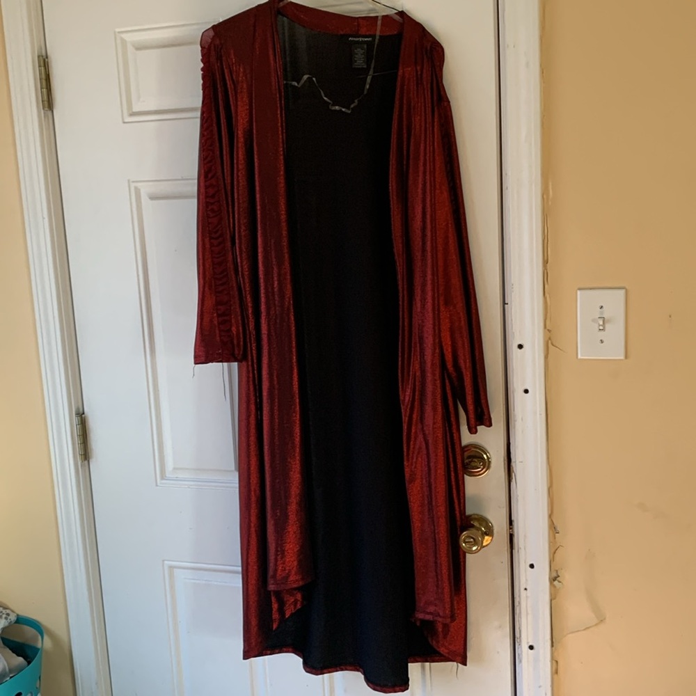 Ashley Stewart 2 pc. Red duster and joggers with pockets